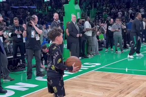 塔图姆连续十五场比赛得分超过赛况扑朔迷离，加拿大队挑战极限！的简单介绍-乐动网址