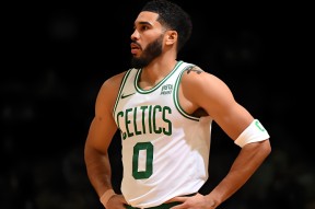 塔图姆迎来五赛季高光表现，老鹰球迷沸腾！的简单介绍-LD 乐动APP下载